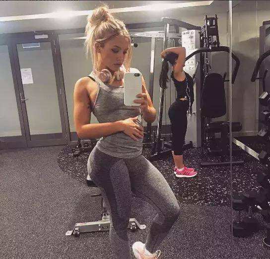 新万博全站app最新版